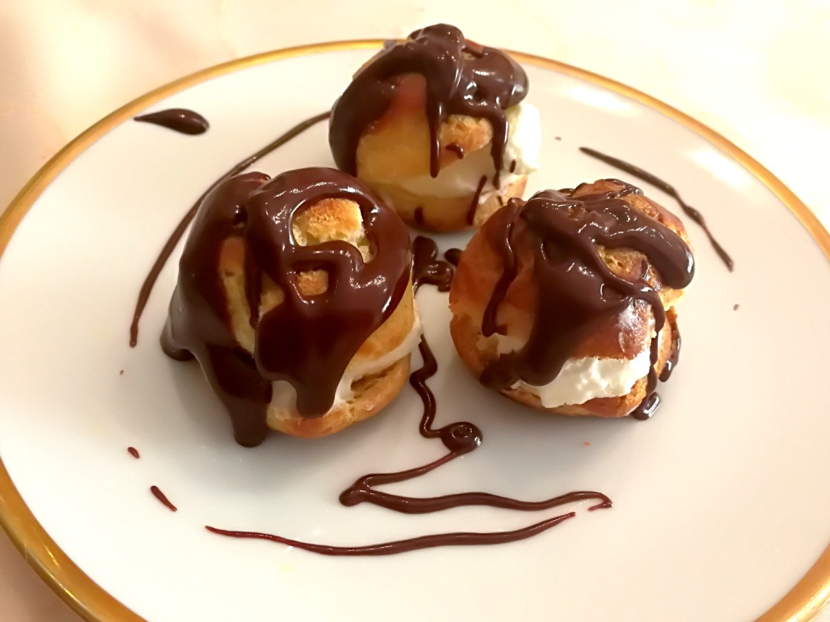 Profiteroles/Lionesas                       (Pasta «choux»)